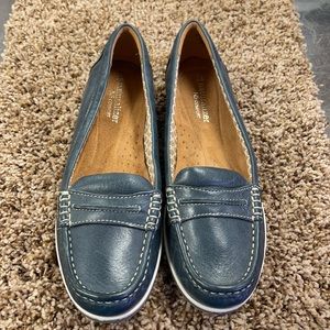 EUC Naturalizer Flats